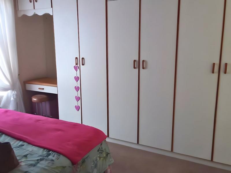 3 Bedroom Property for Sale in Heiderand Western Cape